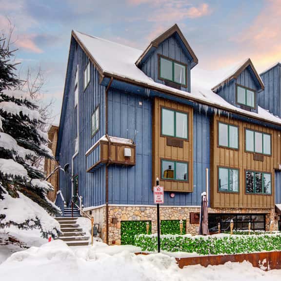 Epic 10 Bedroom Luxury Mountain Home in Old Town - Image 1